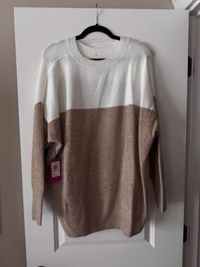 Vince Camuto Crewneck Colorblock Sweater in White and Beige
